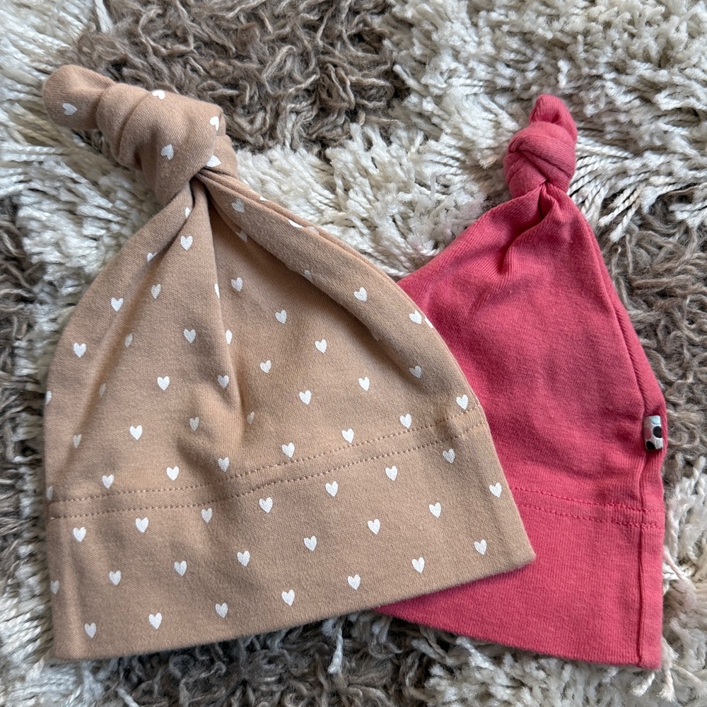 🤍Newborn Knot Beanie Bundle 0-6 Months - Picture 1 of 5